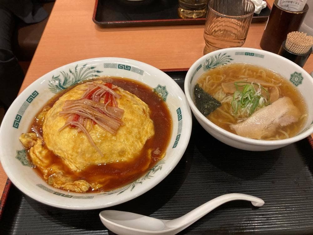 日高屋 さいたま新都心店 けやき広場側