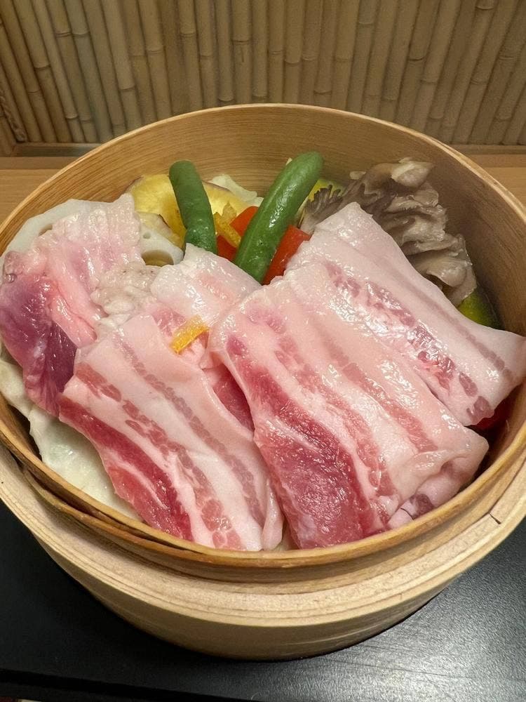 しゃぶしゃぶすき焼き めでたや