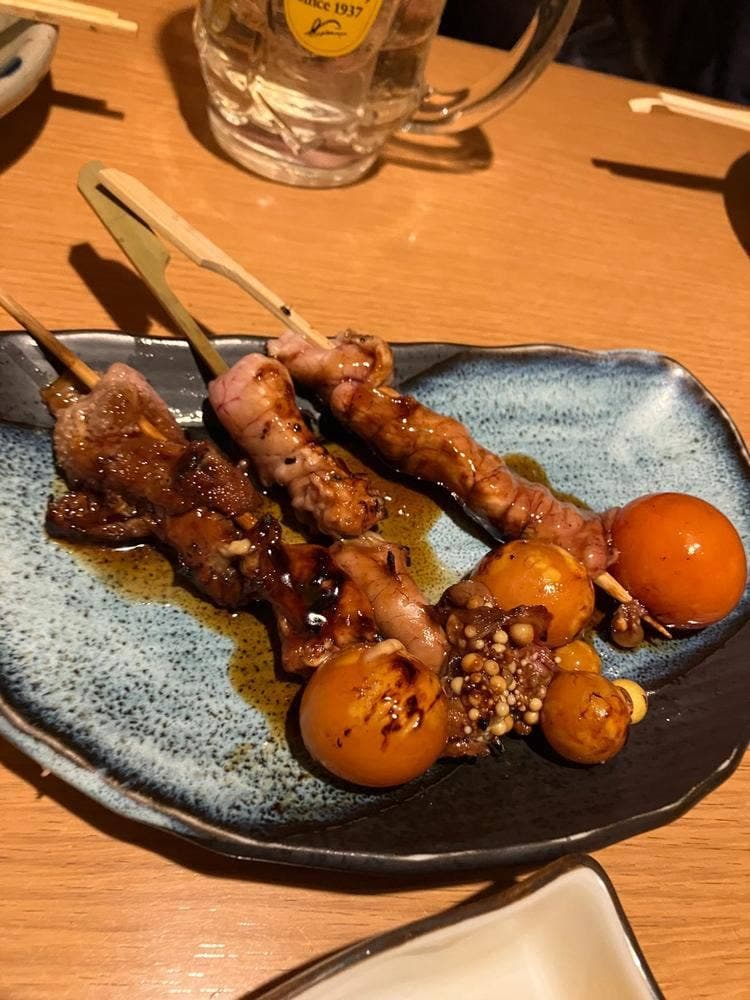 地鶏焼×生ホルモン まこどり