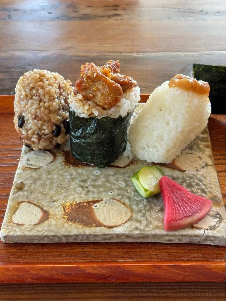 山とおむすび 銀月舎