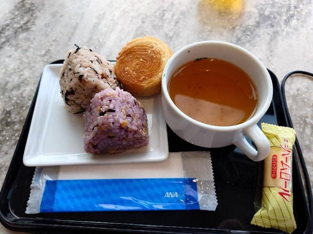 ANA SUITE LOUNGE 伊丹空港 - サブ画像1