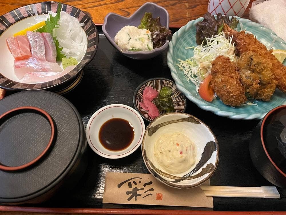 一志魚彩炭火ダイニング