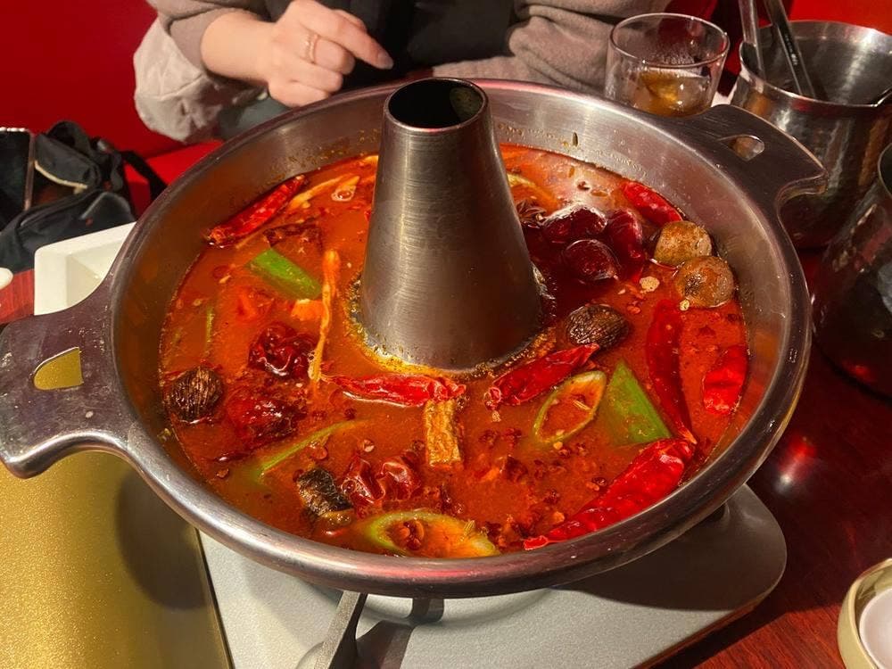 麻辣火鍋専門店 越智