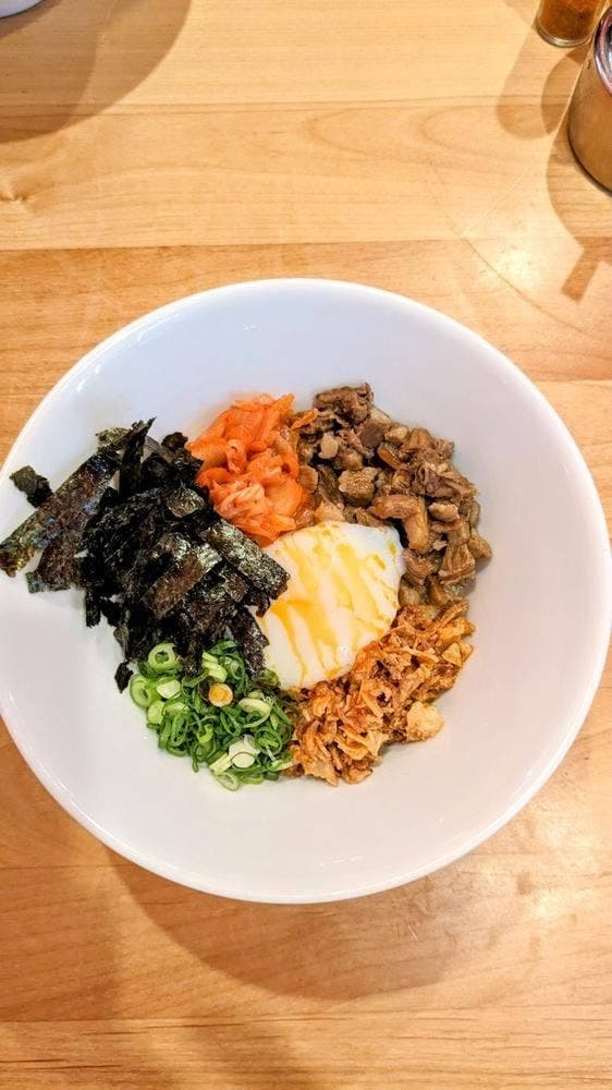 まぜそばとお酒 マゼマン