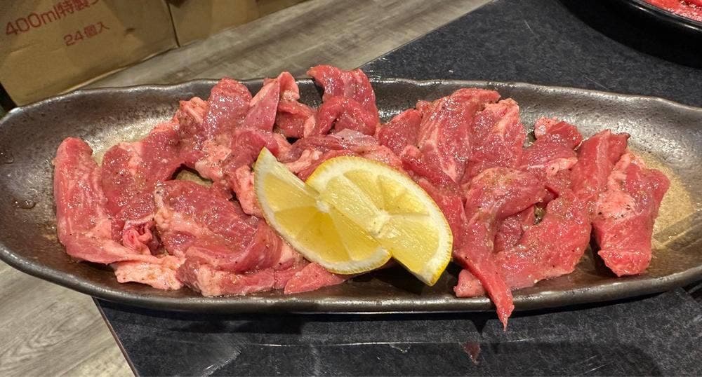 焼肉 やいち
