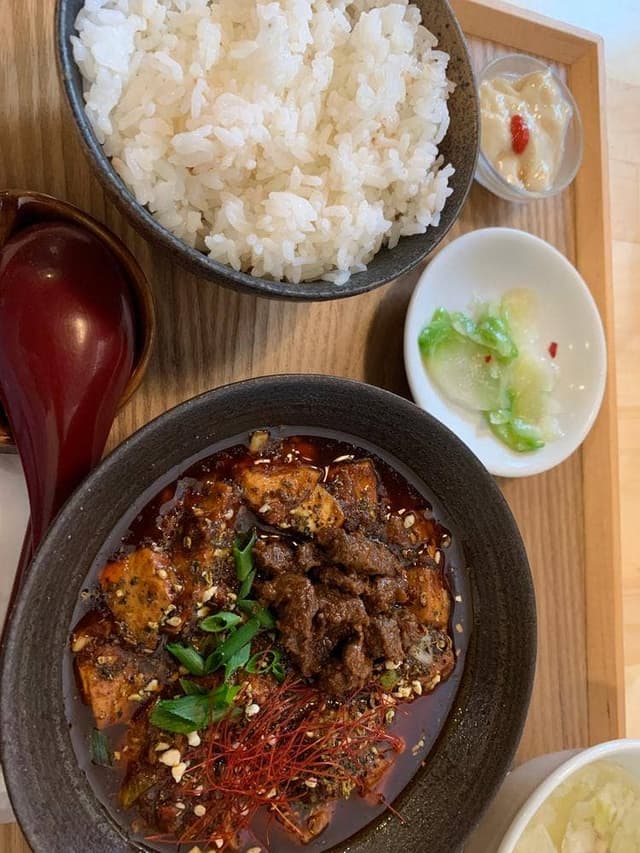 麻婆豆腐専門店 しびれ屋 本店 - サブ画像1