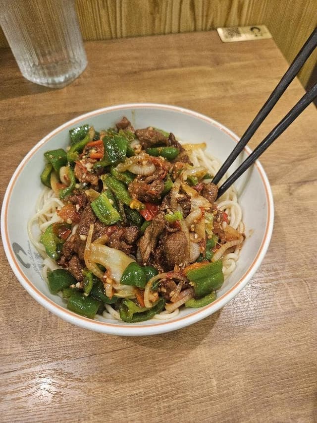 疆萊 中国西部本場料理 - サブ画像1