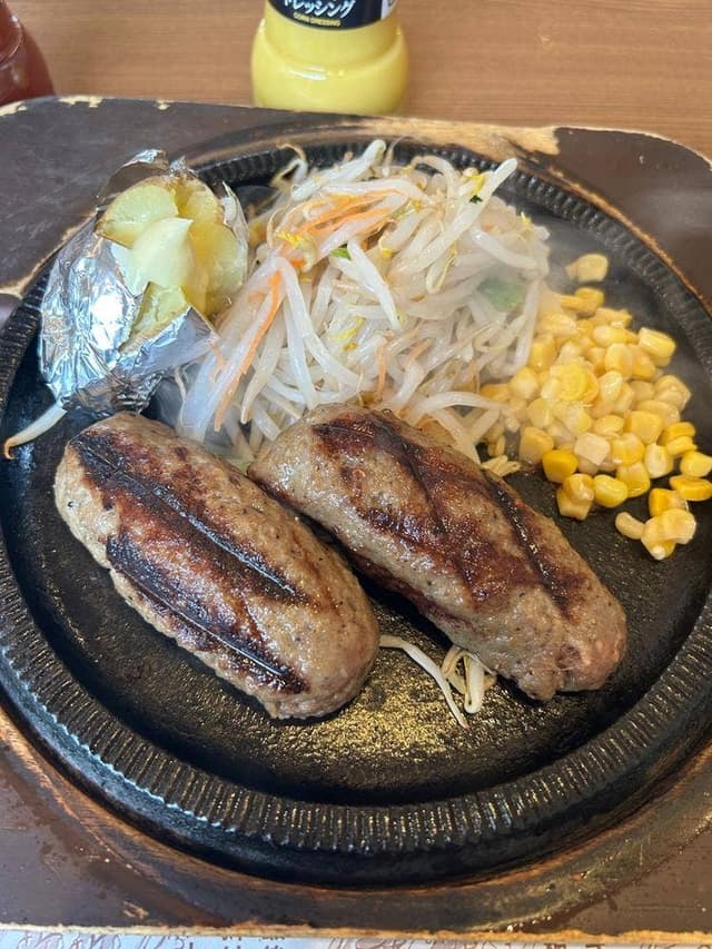 センターリバー 南バイパス板付店 - サブ画像1