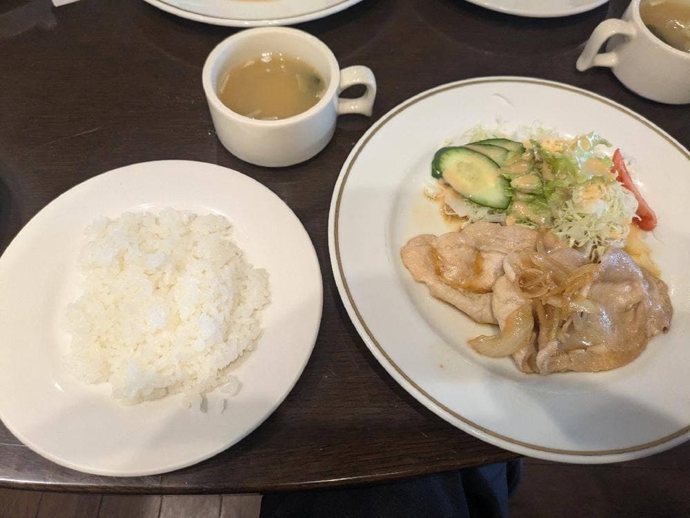 カフェムラサキ