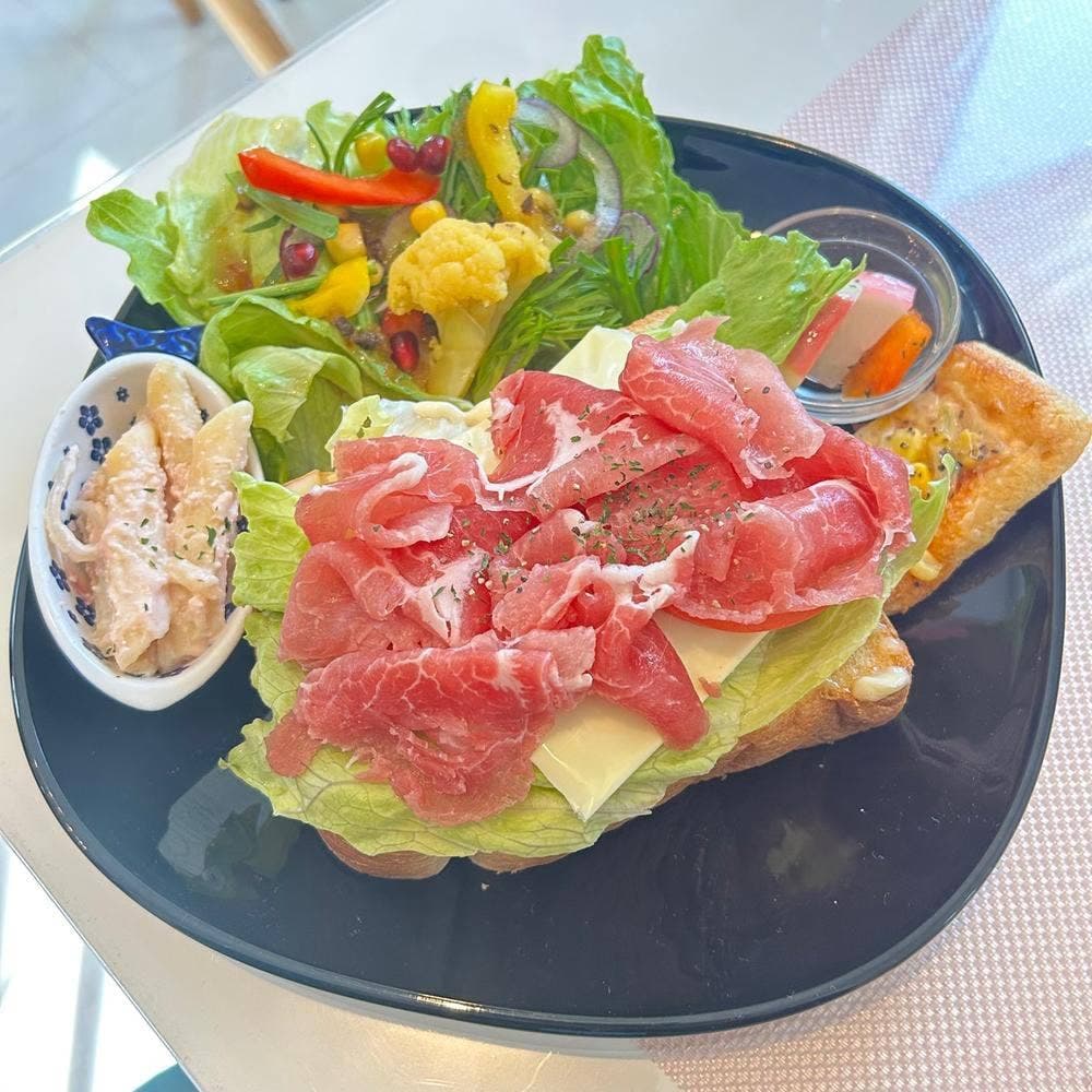 カフェ モンシェール