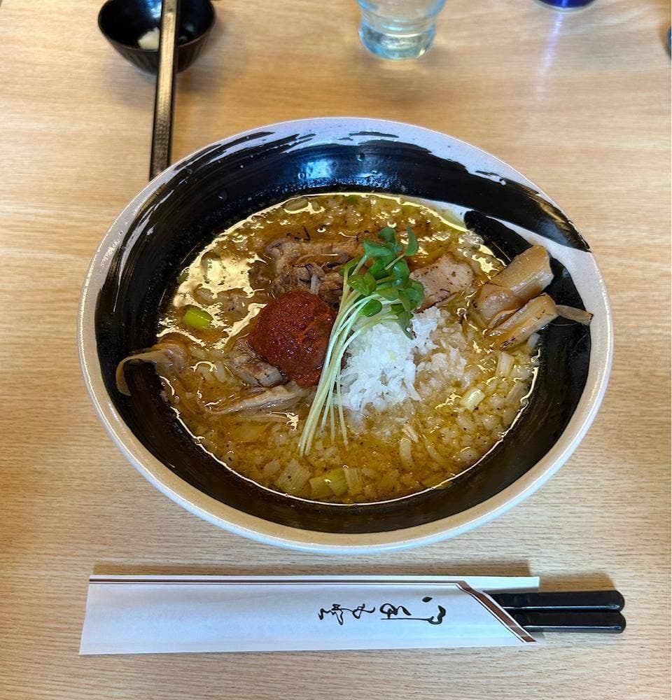 なには