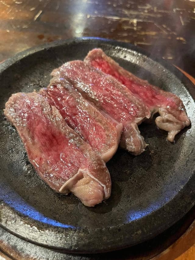 300B ONE 新宿西口店 - サブ画像3