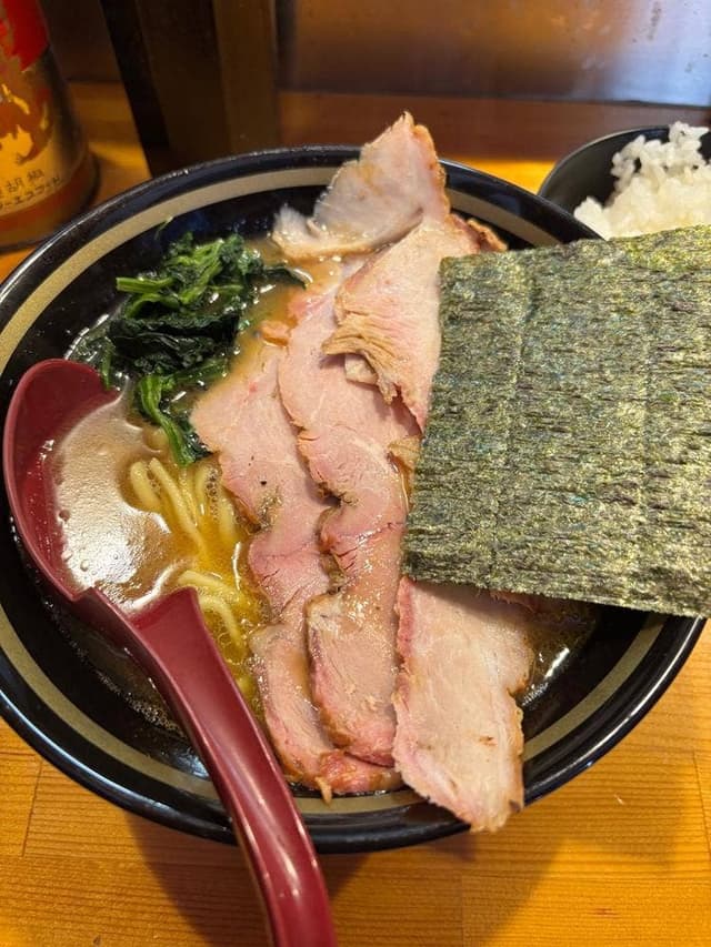 横浜家系ラーメン 宗八 柏店 - サブ画像1