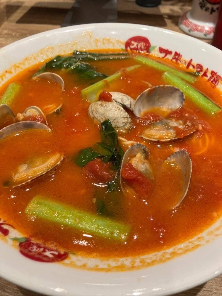 太陽のトマト麺 青山オーバルビル店