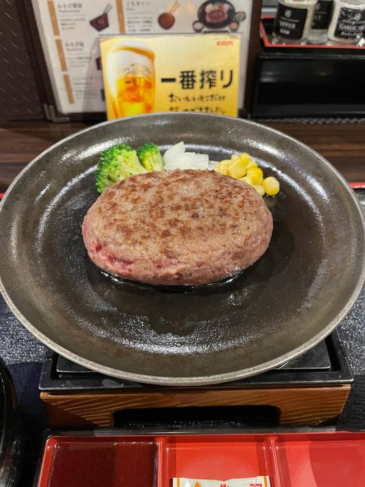 とろけるハンバーグ 福よし 六本木店