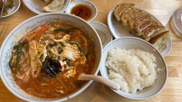 ぎょうざの満洲 JR長居駅店 - サブ画像1