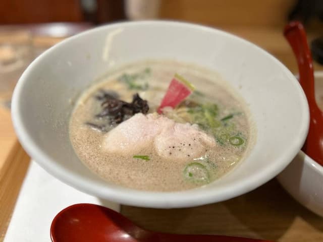 らーめん牛骨の王 アルデ新大阪店 - サブ画像3