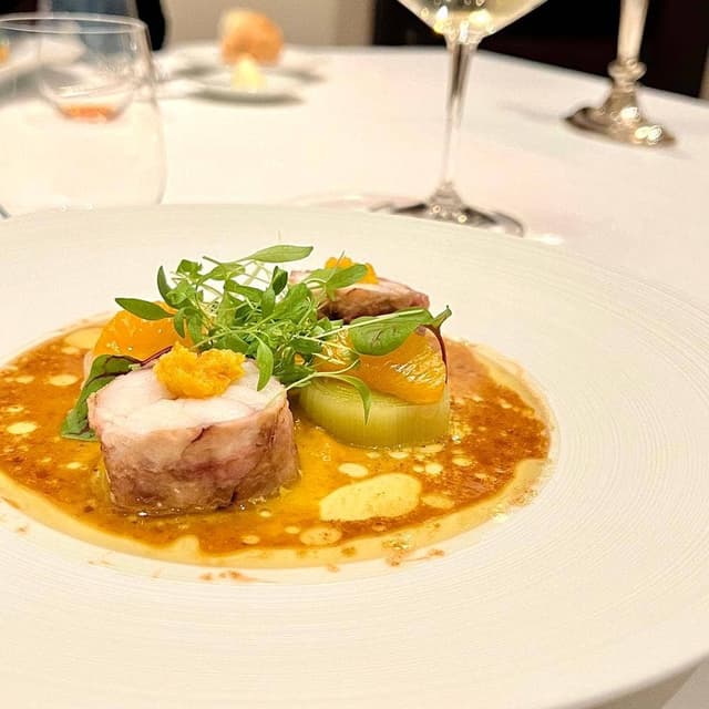 レストラン ひらまつ 博多 - サブ画像2