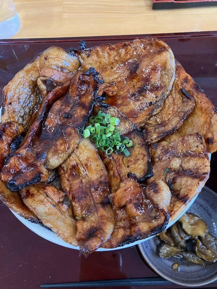 炭焼き豚丼 四代目藤五郎