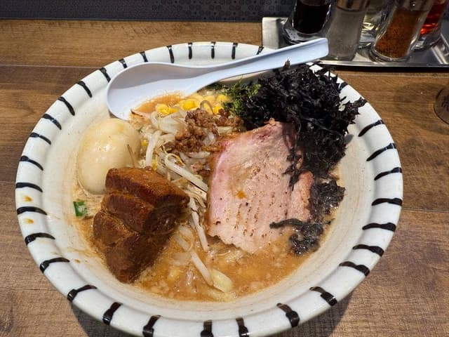 濃口背脂味噌らーめんと餃子 大福帳 - サブ画像2