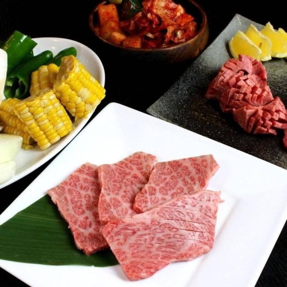 本格炭火焼肉 輪 農人橋店