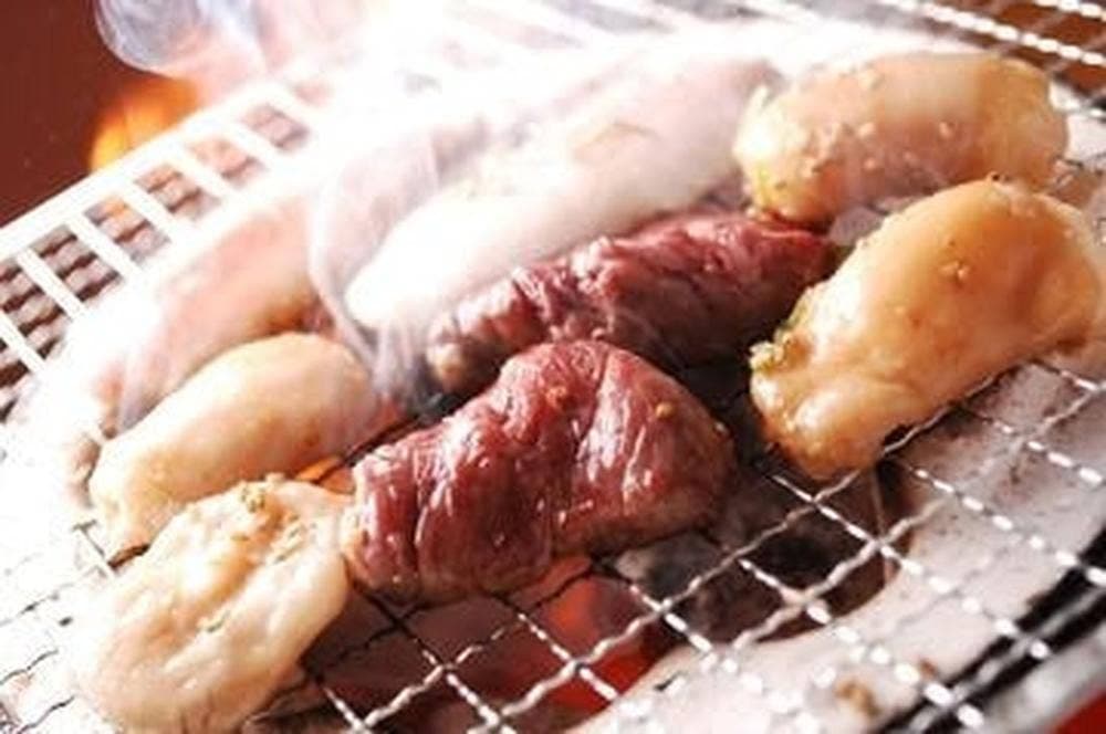 炭火ホルモン焼き酒場 恵の家