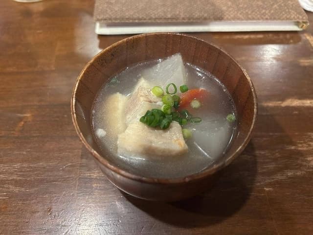 奄美沖縄料理と島酒 朝伊名 - サブ画像3