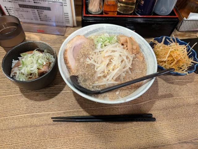 麺酒場 ひかる - サブ画像3