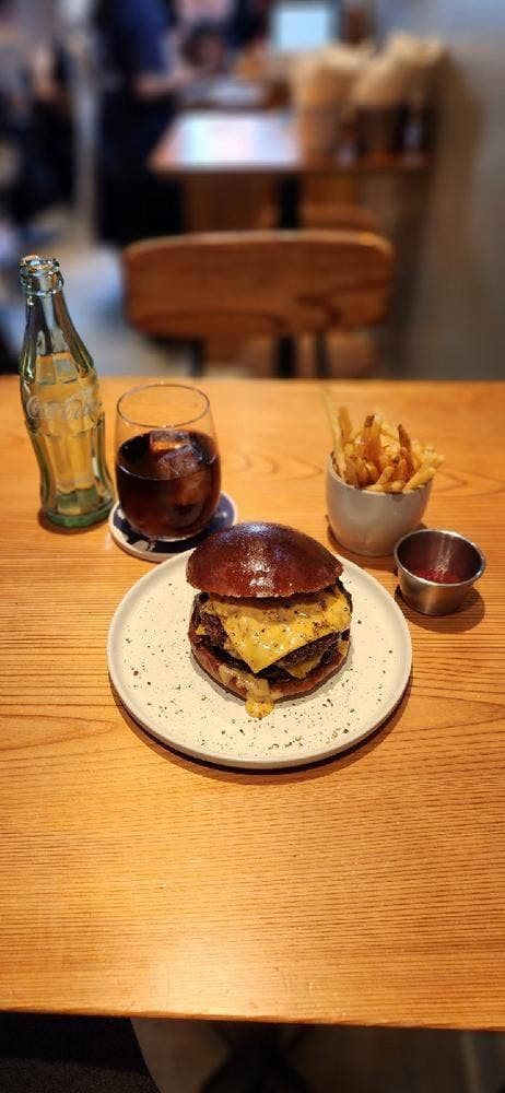 Gui's Burger - サブ画像1