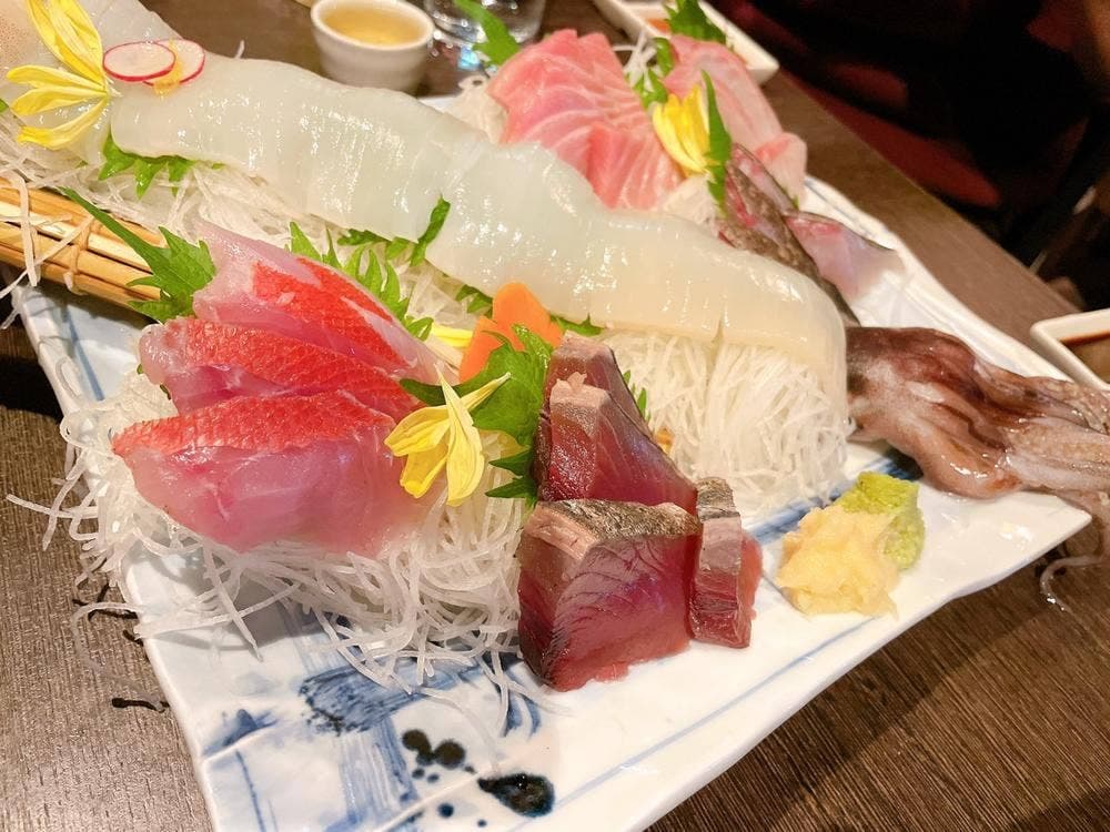 魚と旬菜と日本酒 炙りのどまん中