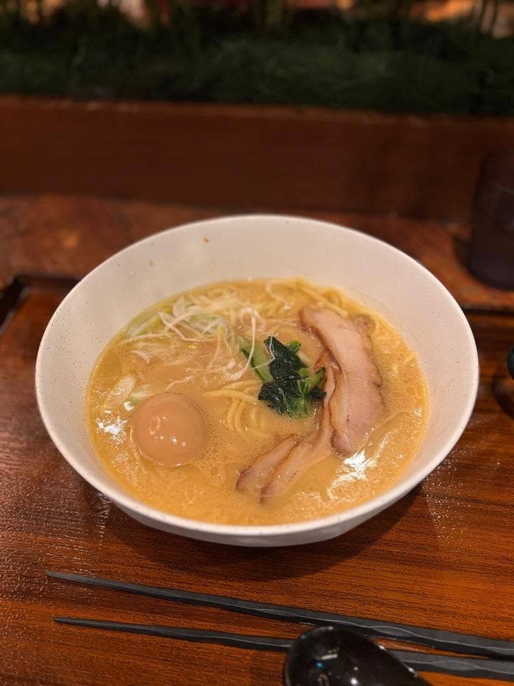 東京とんこつ Echika fit永田町店