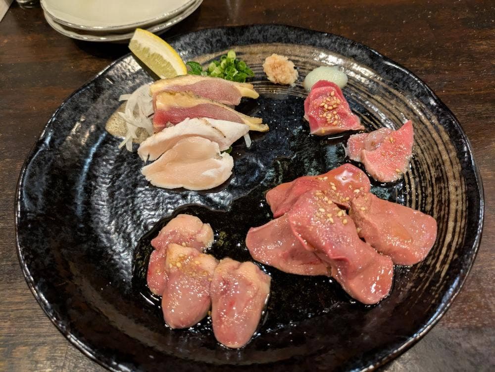 鳥まる 本店
