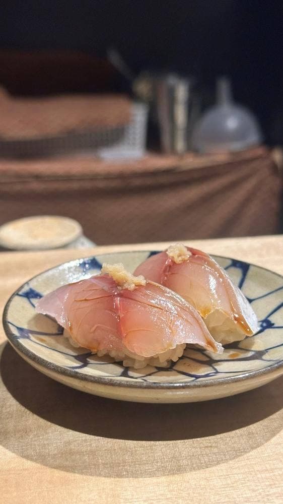 食堂 まっすぐ