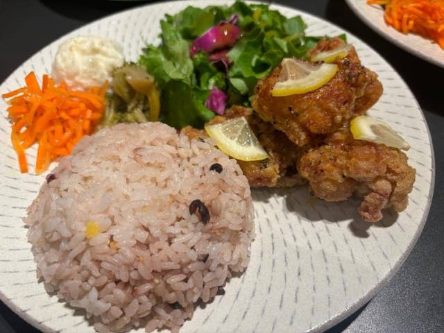 tables cook jonathan’s bookstore - サブ画像3