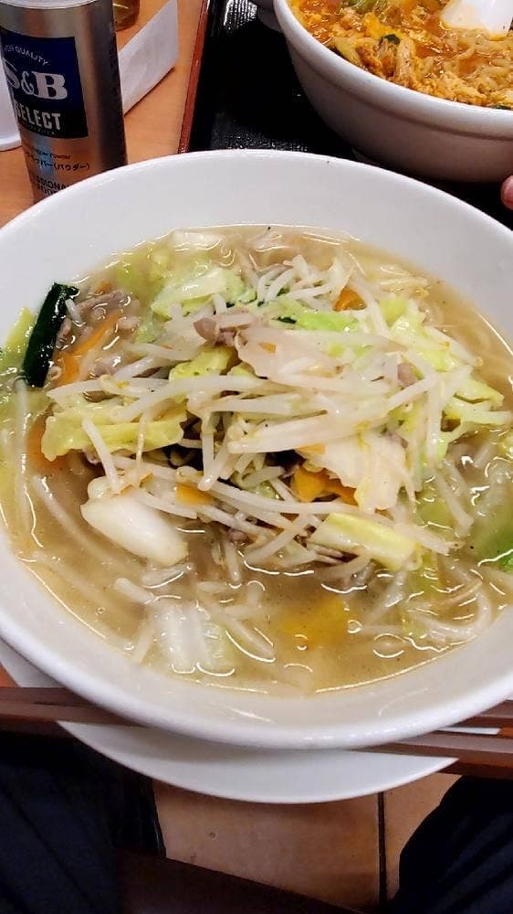 日高屋 西新宿1丁目店 - サブ画像1