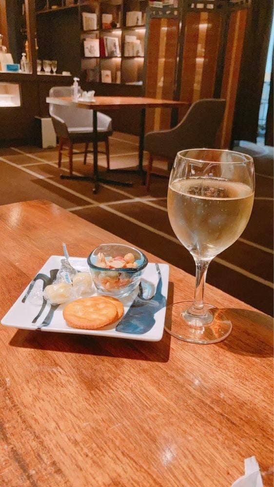 ライブラリーラウンジ シルク ロイヤルパークホテル高松