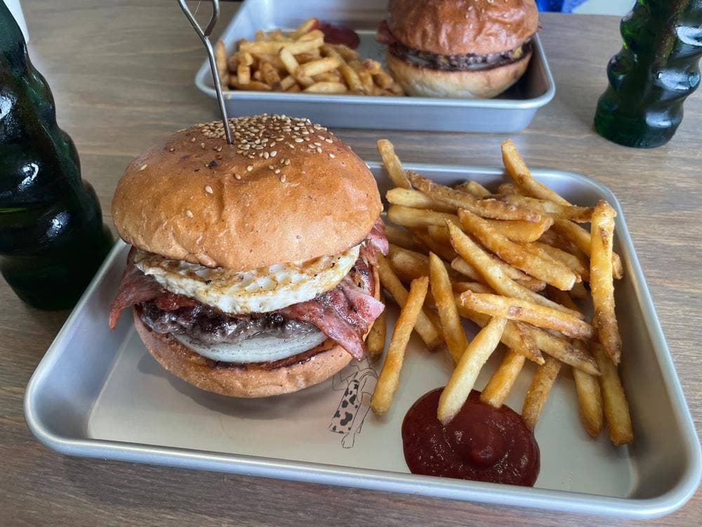 Eisha Burger 小田原