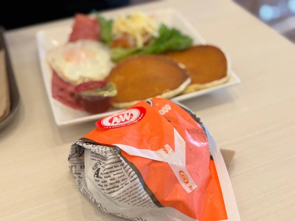A&W Plus Cafe プラザハウス店