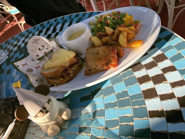 プラザパビリオン・レストラン - サブ画像1