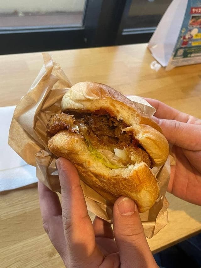 あわじバーガー 淡路島オニオンキッチン うずの丘店 - サブ画像1