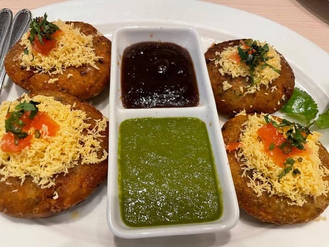 BOMBAY SIZZLERS - サブ画像3
