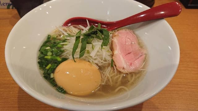牛骨塩ラーメン 七壱 - サブ画像3