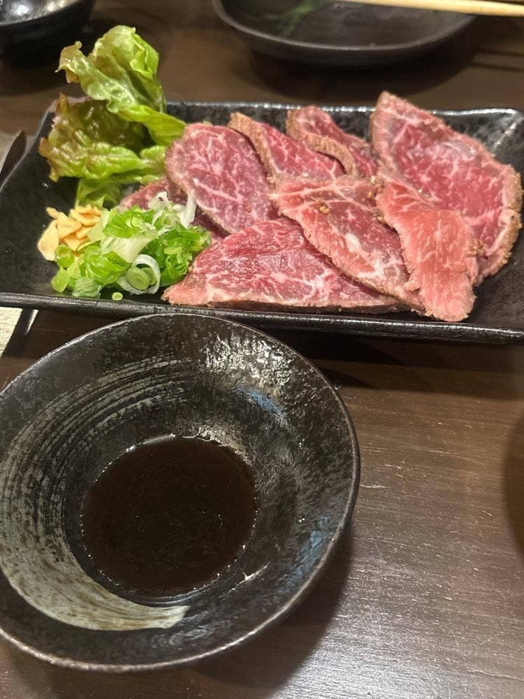 炭火焼肉 頂