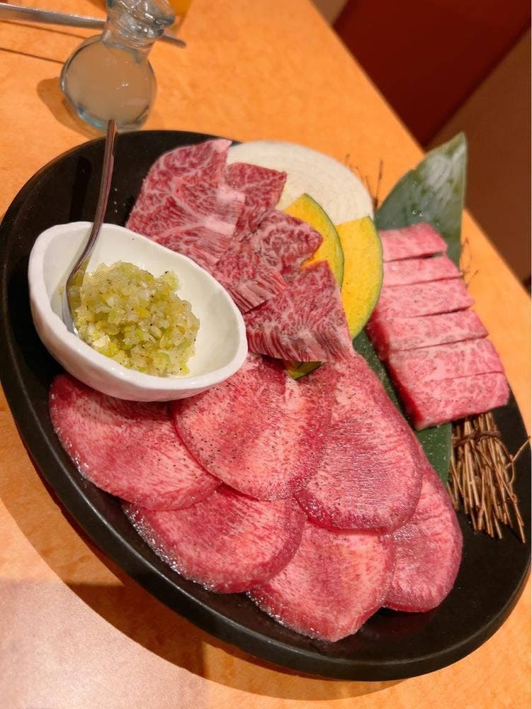 炭火焼肉 十門