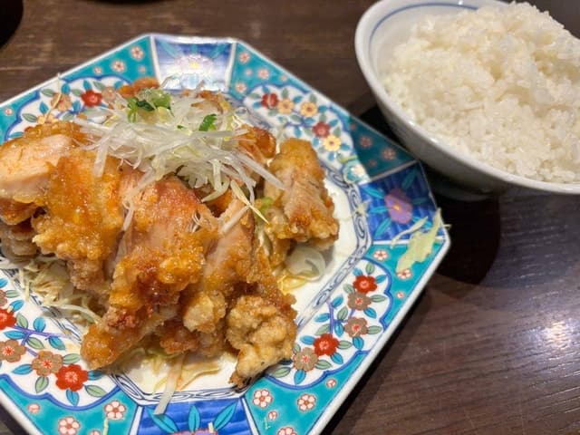 俺流餃子飯店 神宮前店 - サブ画像1