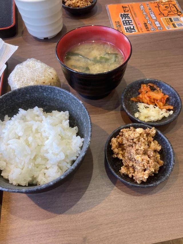 感動の肉と米 三重大前店 - サブ画像2