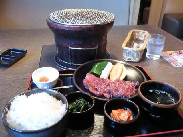 炭火焼肉 七輪房 所沢東新井店 - サブ画像1