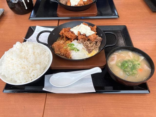 かつや 大磯店 - サブ画像1