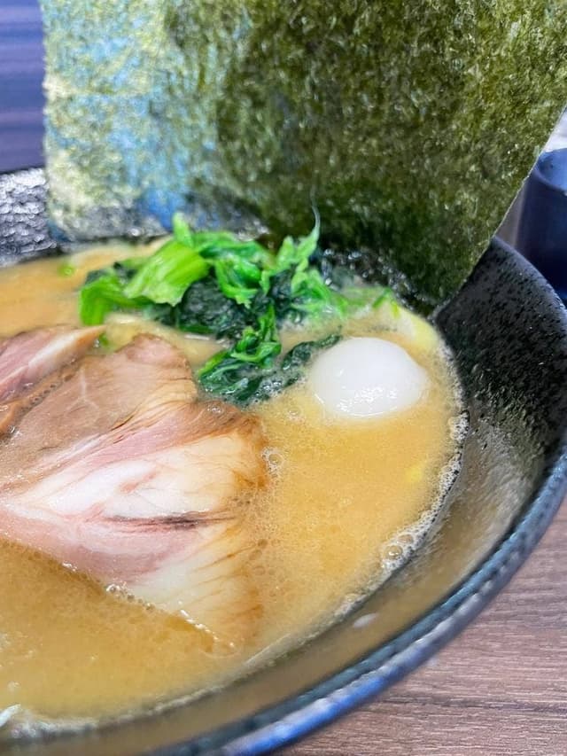 ラーメン西輝家 長後2号店 - サブ画像1
