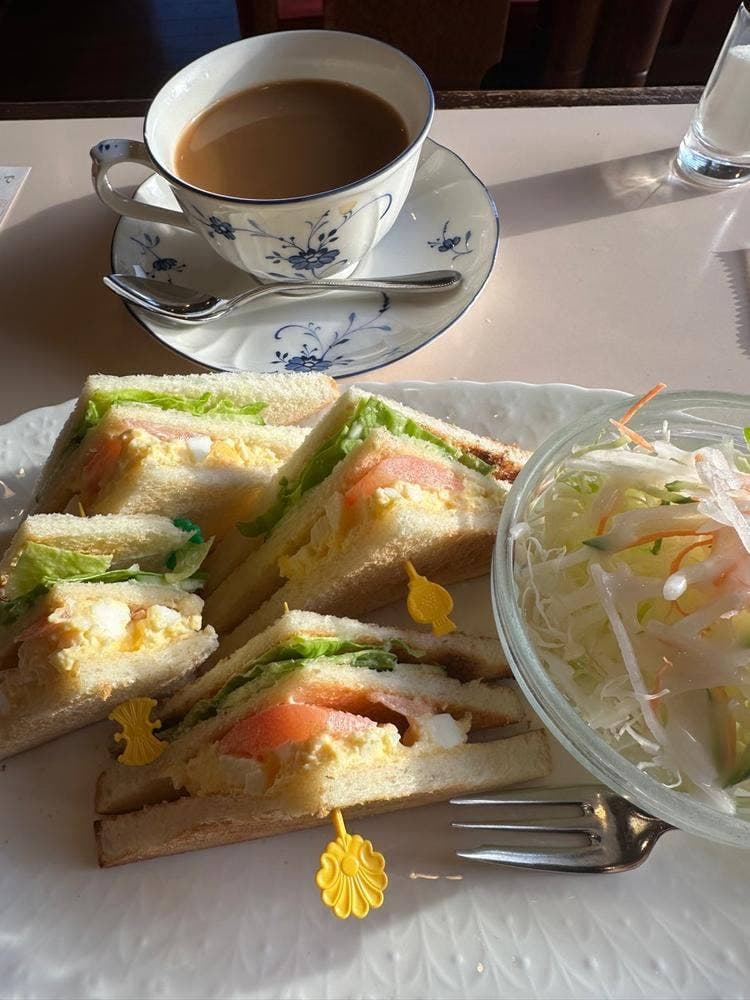 カフェコロラド 南浦和店